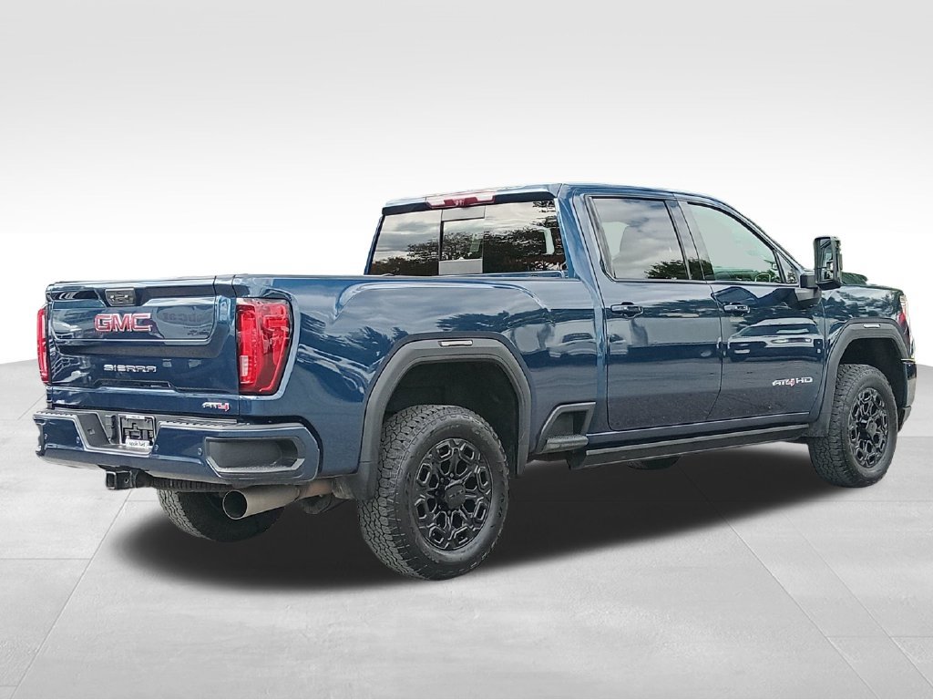 Used 2023 GMC Sierra 2500 AT4 w/ AT4 Premium Plus Package AWD/4WD image 3