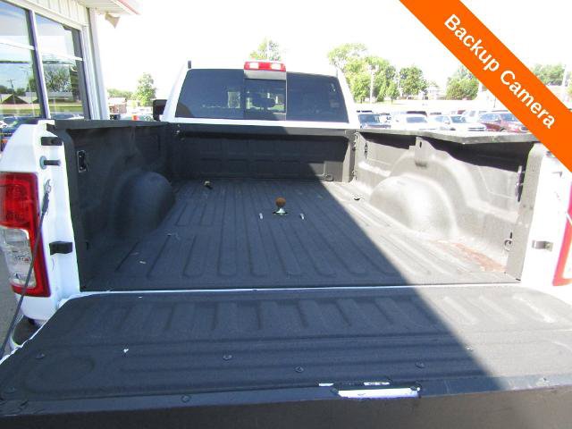 Used 2024 RAM 3500 Tradesman w/ Chrome Appearance Group AWD/4WD image 14