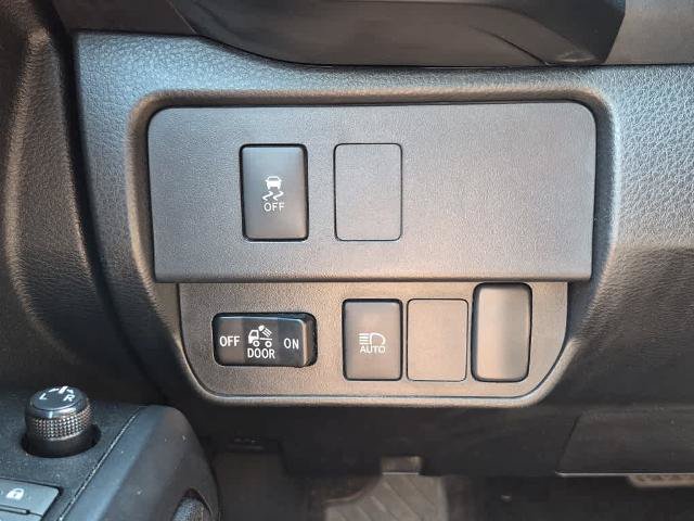 Used 2023 Toyota Tacoma SR AWD/4WD image 17