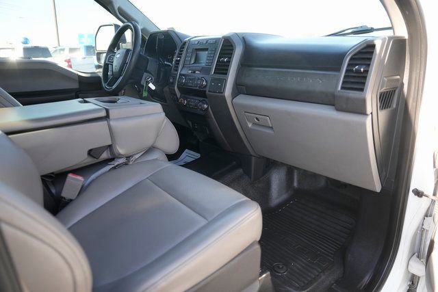 Certified 2019 Ford F350 XL w/ Power Equipment Group image 17