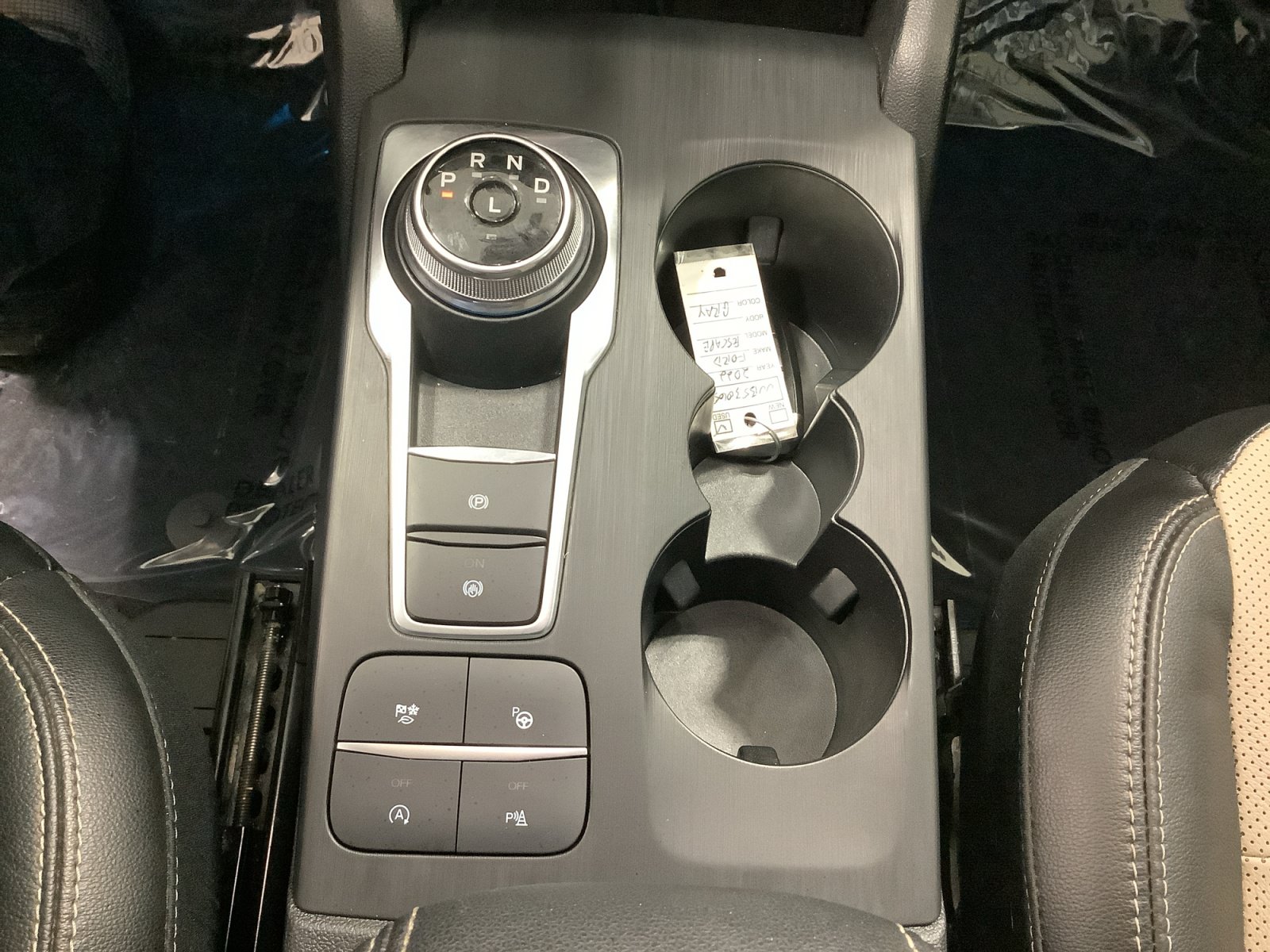 Certified 2022 Ford Escape Titanium w/ Titanium Elite Package AWD/4WD image 19