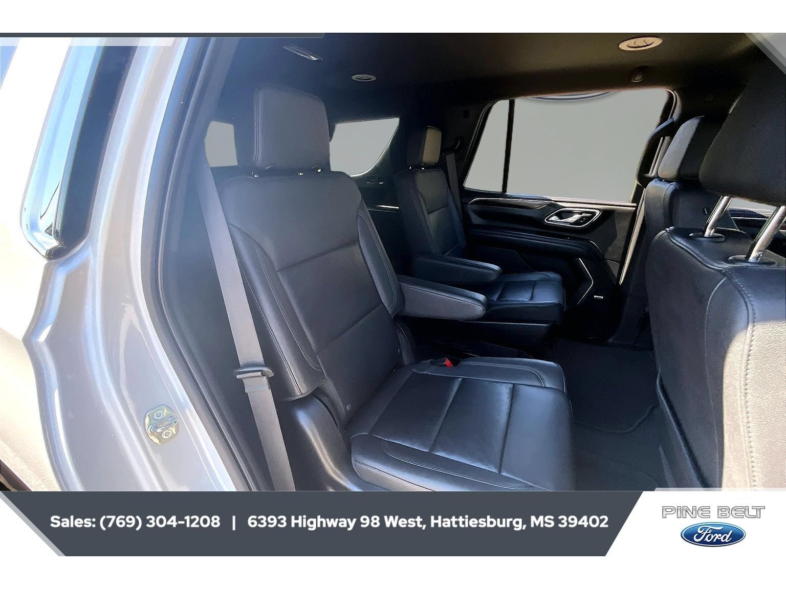 Used 2022 Chevrolet Tahoe LT w/ Luxury Package AWD/4WD image 20