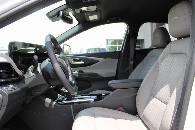Used 2026 Buick Envista Avenir FWD image 11