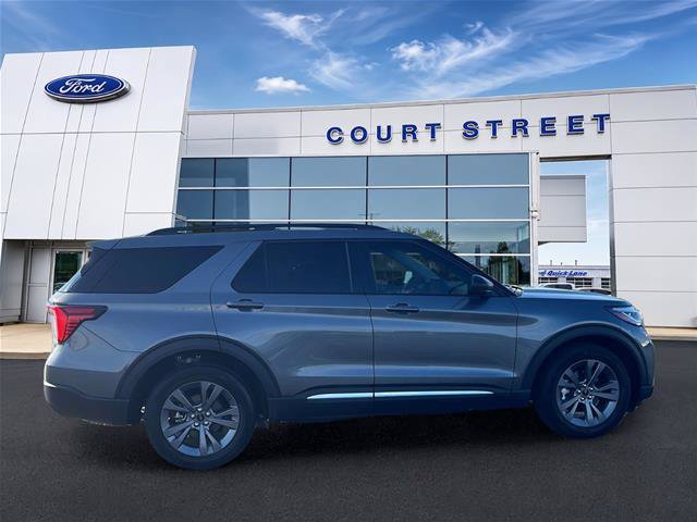 Certified 2025 Ford Explorer Active w/ Active Comfort Package AWD/4WD image 4