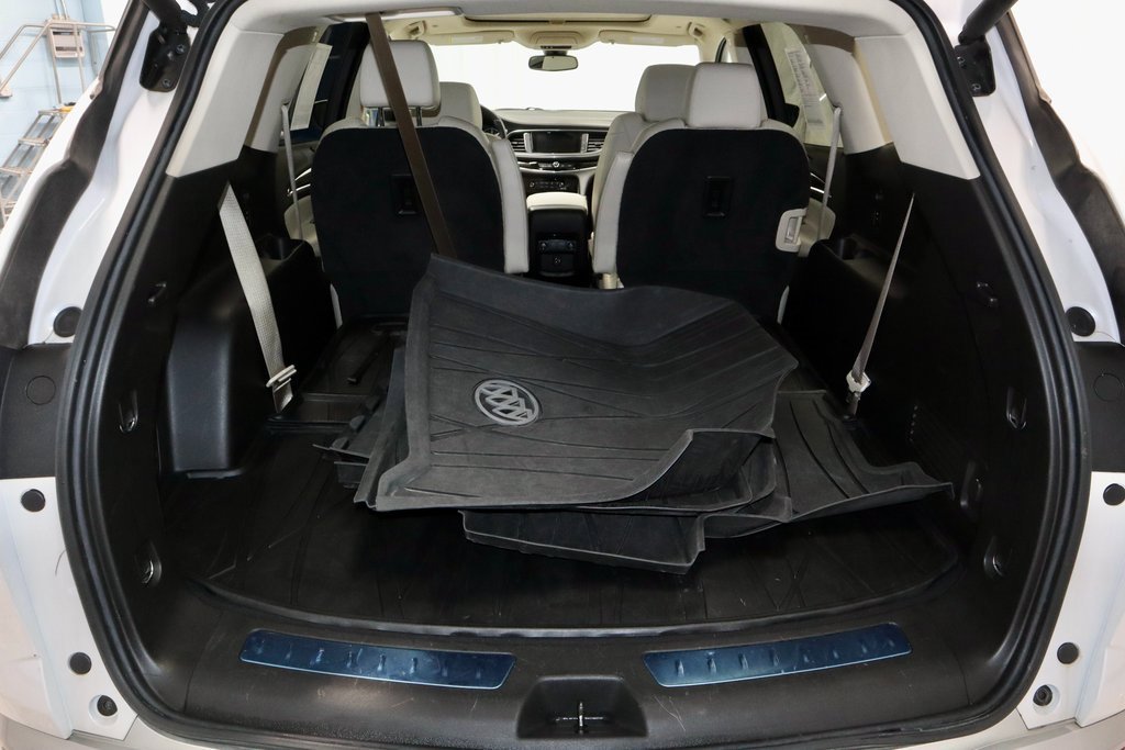 Used 2023 Buick Enclave Essence w/ Experience Buick Package image 20