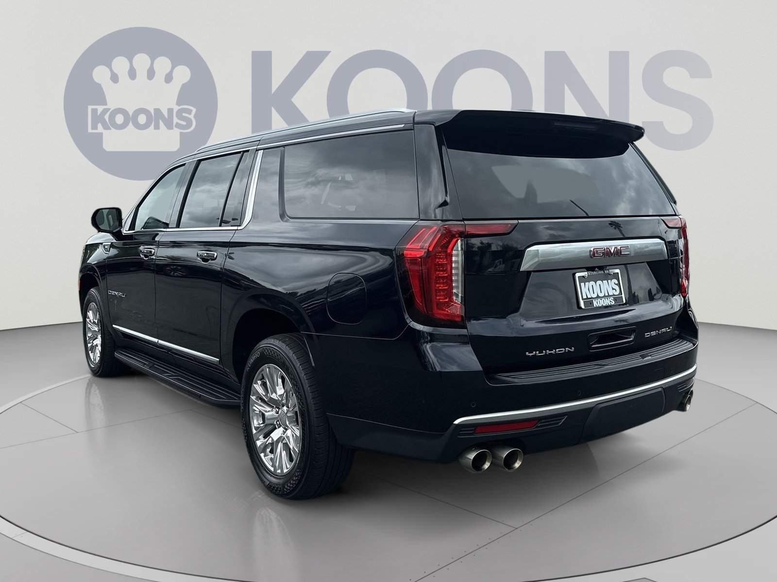 Used 2024 GMC Yukon XL Denali AWD/4WD image 8