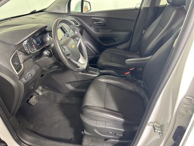 Used 2018 Chevrolet Trax LT w/ LT Convenience Package image 10