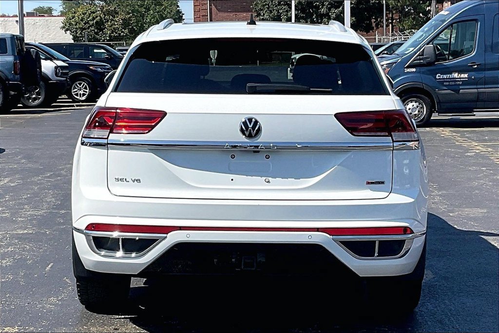 Used 2021 Volkswagen Atlas Cross Sport SEL R-Line AWD/4WD image 3