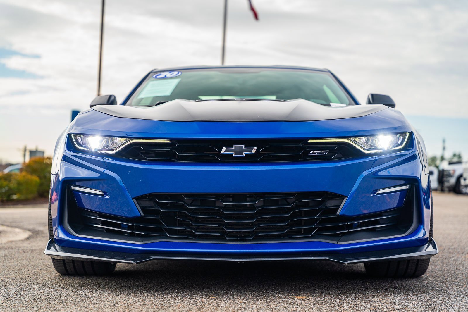 Used 2020 Chevrolet Camaro SS image 2