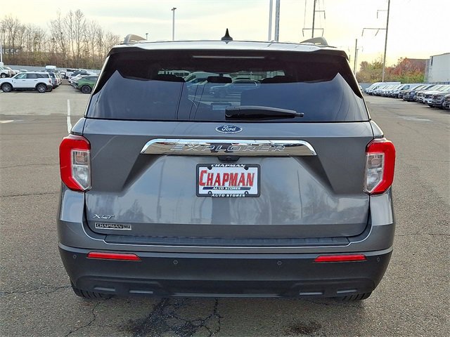 Certified 2023 Ford Explorer XLT image 3