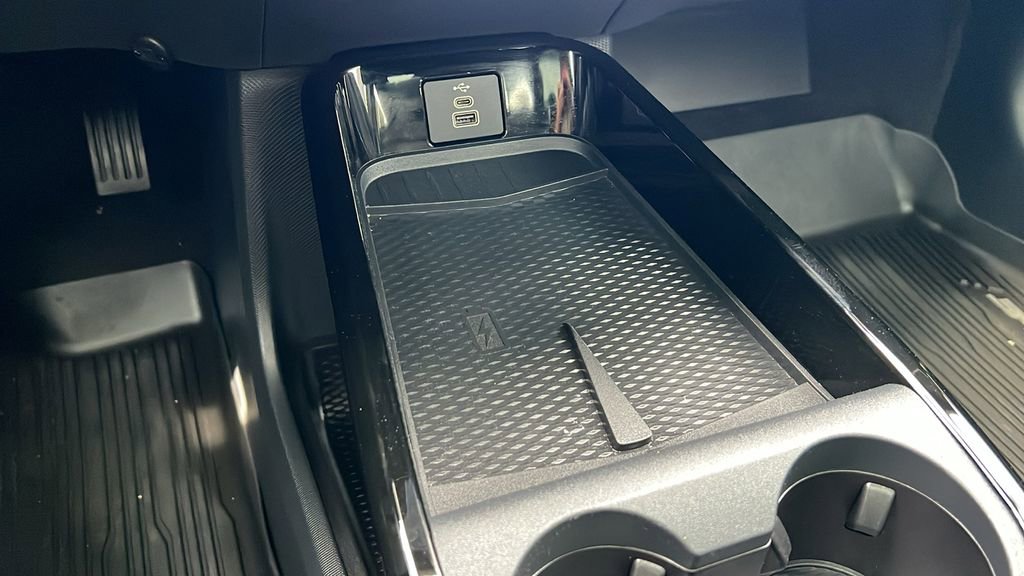 Certified 2025 Ford Mustang Mach-E GT w/ Interior Protection Package AWD/4WD image 18