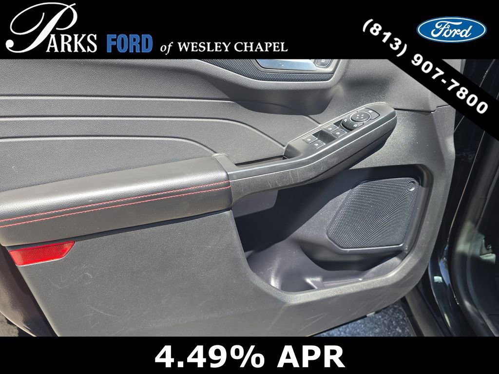 Certified 2025 Ford Escape ST-Line image 15