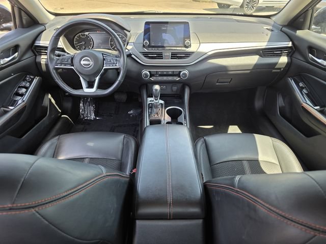Used 2024 Nissan Altima 2.5 SR FWD image 8