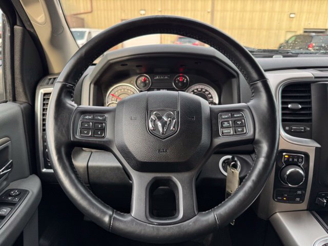 Used 2018 RAM 1500 SLT AWD/4WD image 30