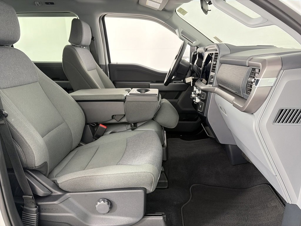 Certified 2025 Ford F150 XLT w/ Equipment Group 301A Standard image 30