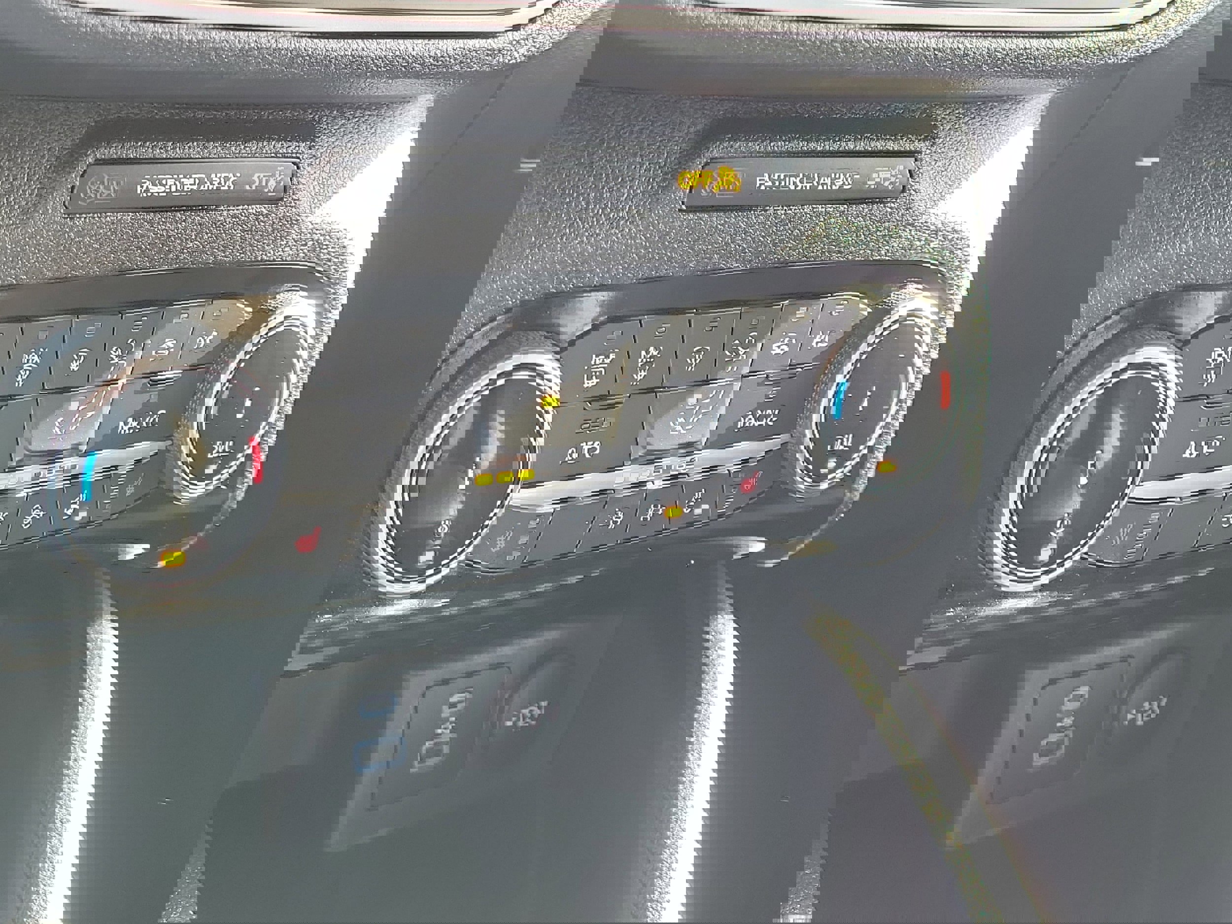 Certified 2022 Ford Escape SE w/ Convenience Package image 31