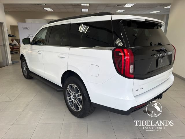 Certified 2025 Ford Expedition Active RWD image 6