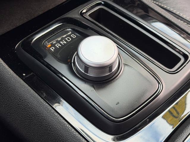 Used 2019 Chrysler 300 S RWD image 20