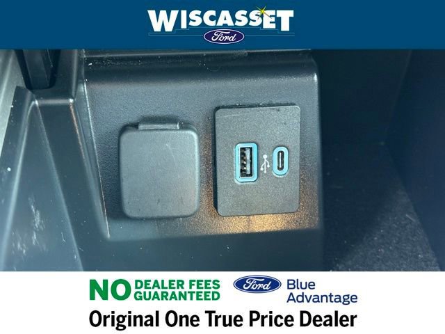 Certified 2022 Ford Explorer XLT w/ Equipment Group 202A image 21