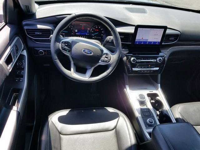 Certified 2023 Ford Explorer Limited w/ Equipment Group 301A AWD/4WD image 20