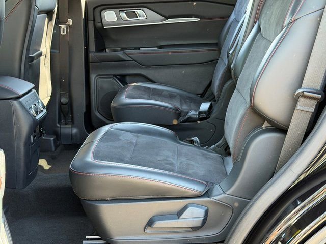 Certified 2025 Ford Explorer ST AWD/4WD image 38