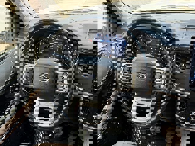 Certified 2024 Ford Expedition Max XLT image 9