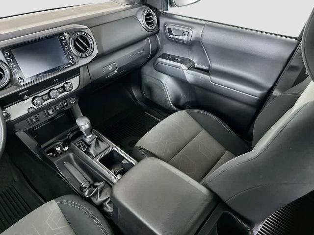 Used 2020 Toyota Tacoma TRD Sport RWD image 11