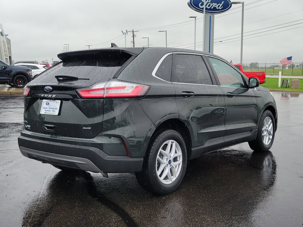 Certified 2022 Ford Edge SEL w/ Convenience Package AWD/4WD image 4