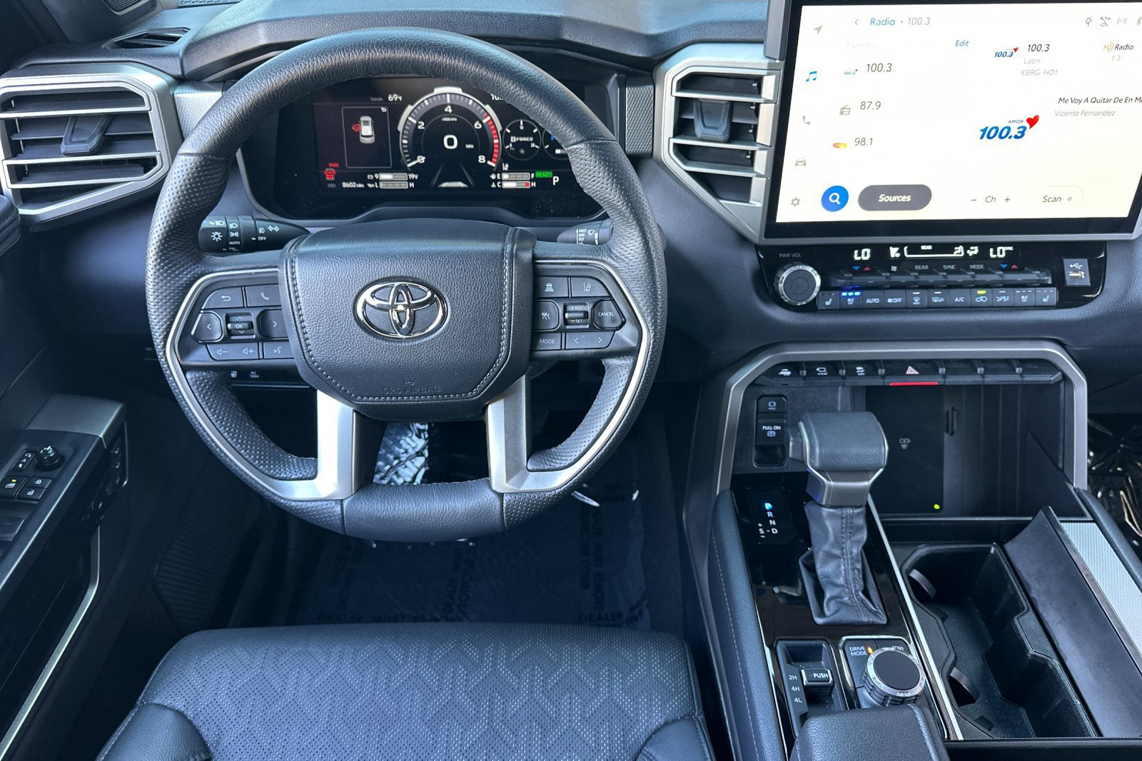Used 2025 Toyota Sequoia Limited w/ Tow Technology Package AWD/4WD image 16