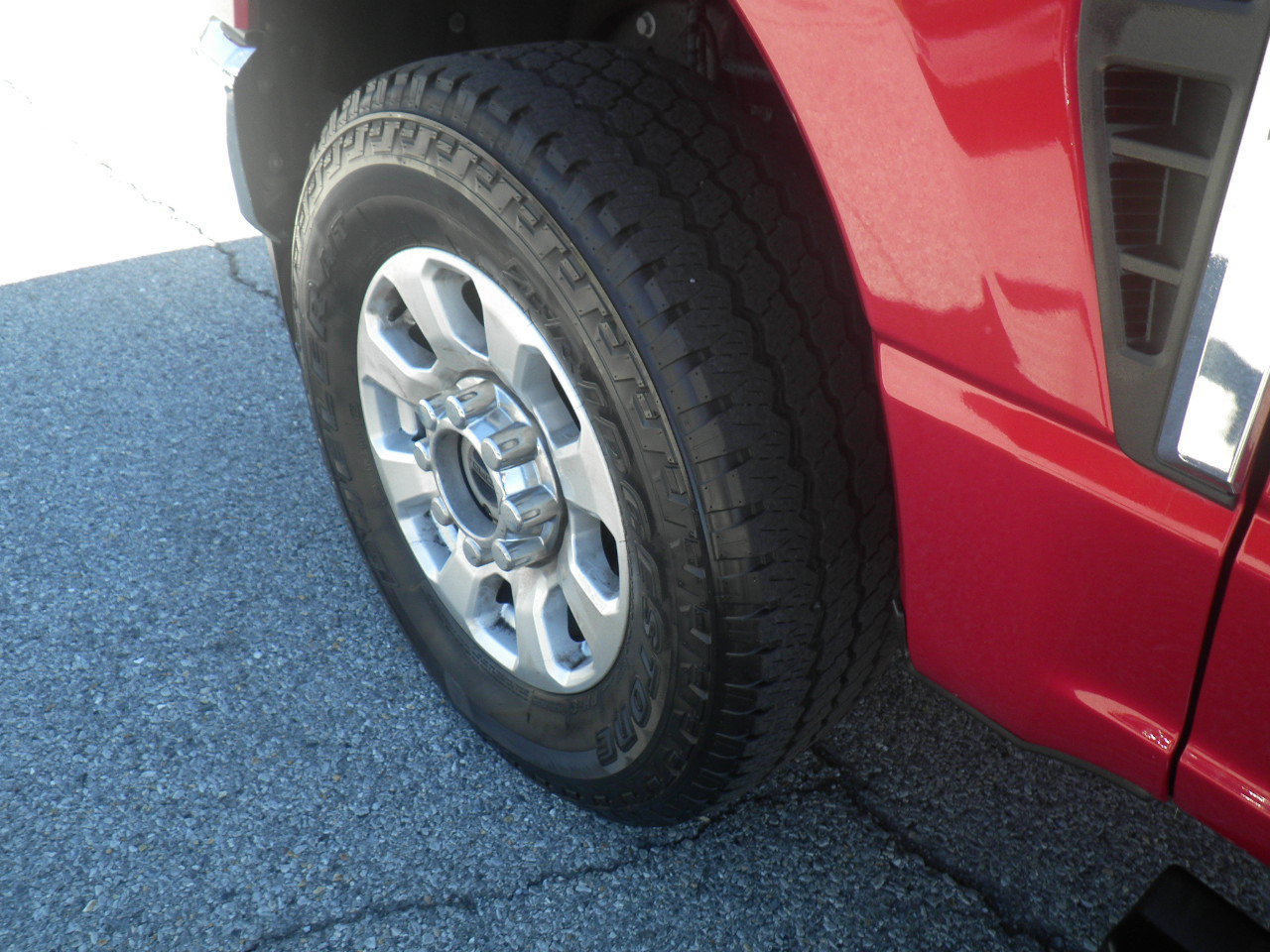 Certified 2024 Ford F250 XLT AWD/4WD image 12