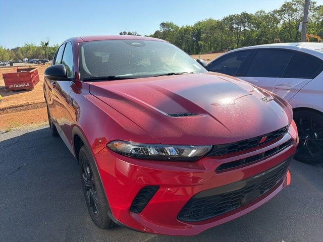 Used 2023 Dodge Hornet GT w/ GT Blacktop Package AWD/4WD image 2