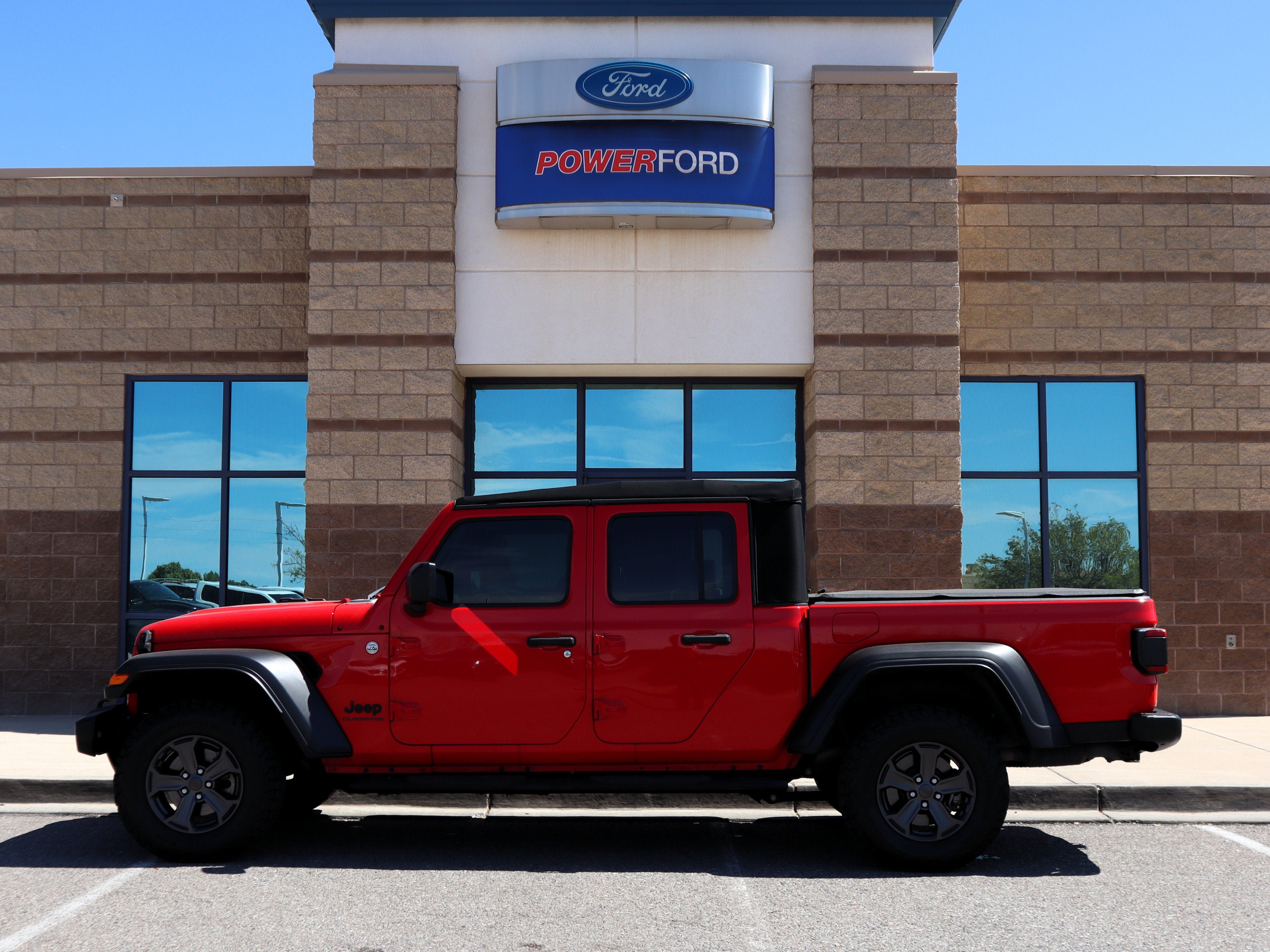 Used 2020 Jeep Gladiator Sport w/ Quick Order Package 24S AWD/4WD image 9