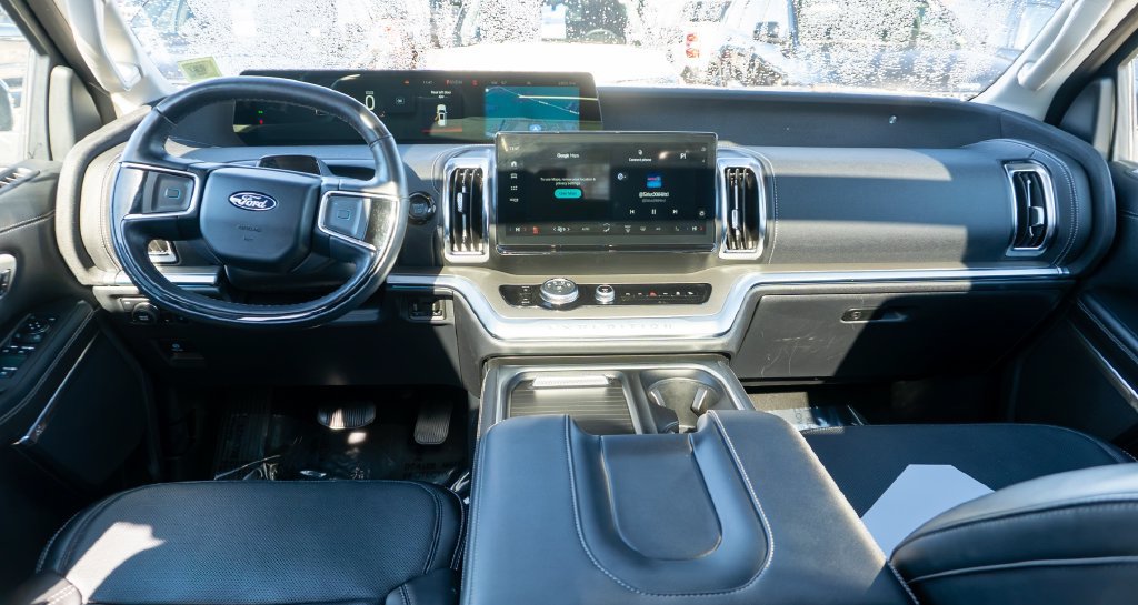 Certified 2025 Ford Expedition Max Platinum AWD/4WD image 16