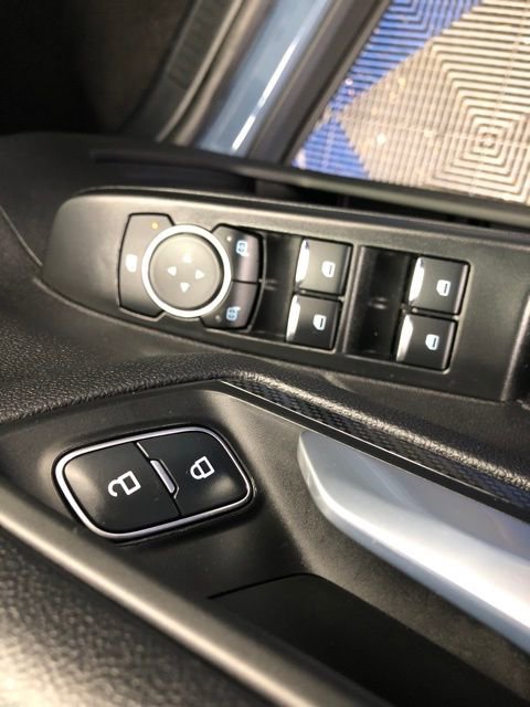 Certified 2025 Ford Escape ST-Line Elite image 23