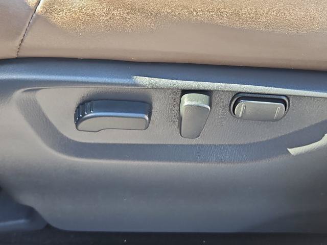 Used 2024 Nissan Armada Platinum w/ Captain's Chairs Package AWD/4WD image 21