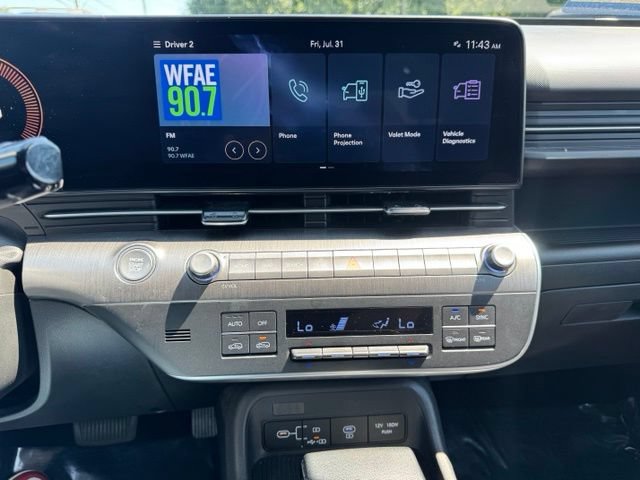 Used 2025 Hyundai Kona SEL FWD image 28