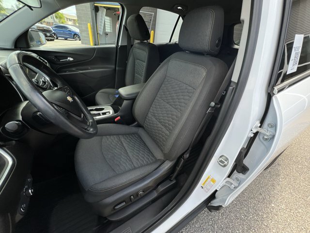 Used 2020 Chevrolet Equinox LT AWD/4WD image 14