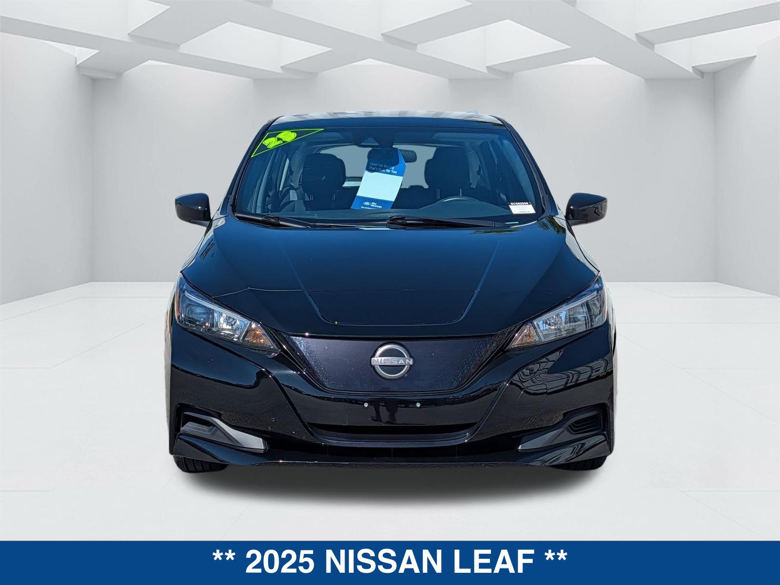 Used 2025 Nissan Leaf S FWD image 9