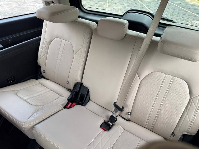 Certified 2023 Ford Expedition Platinum image 19