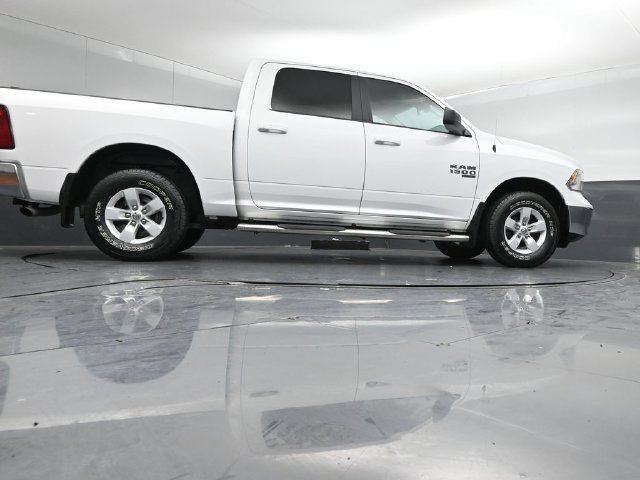 Used 2021 RAM 1500 Classic SLT AWD/4WD image 40