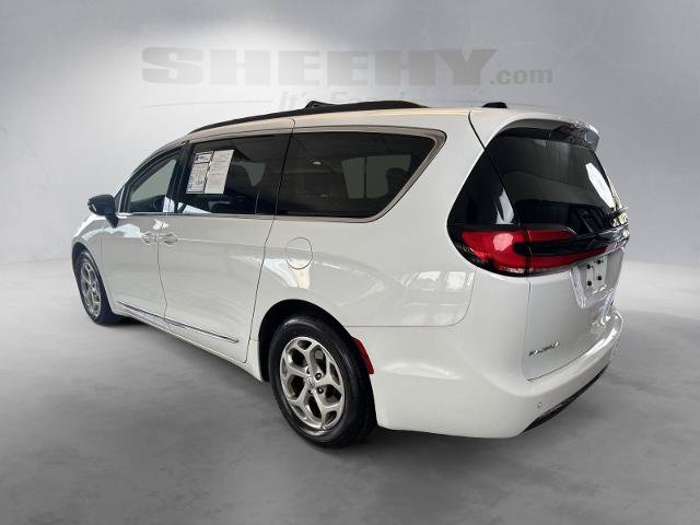 Used 2023 Chrysler Pacifica Limited FWD image 14
