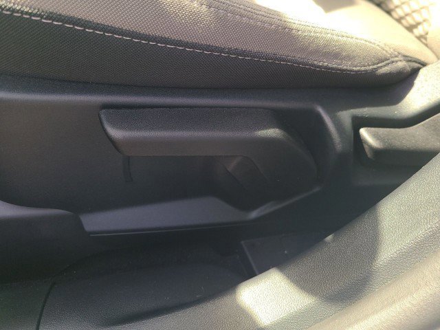 Certified 2021 Ford Escape SE image 18