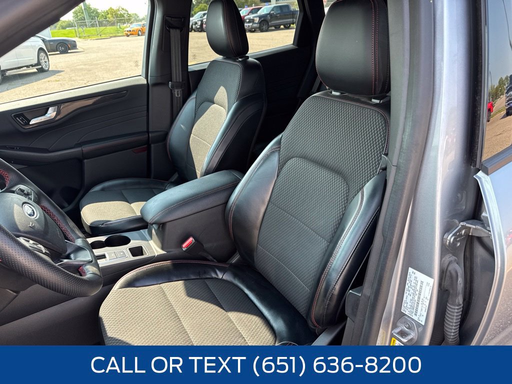 Certified 2023 Ford Escape ST-Line w/ Tech Pack #1 AWD/4WD image 26