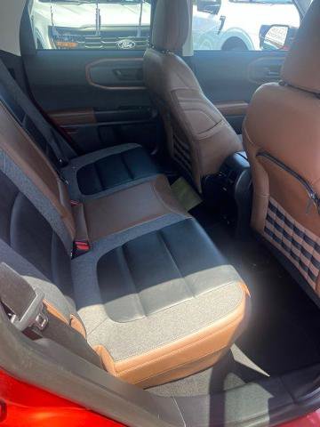 Certified 2022 Ford Bronco Sport Outer Banks w/ Tech Package AWD/4WD image 8