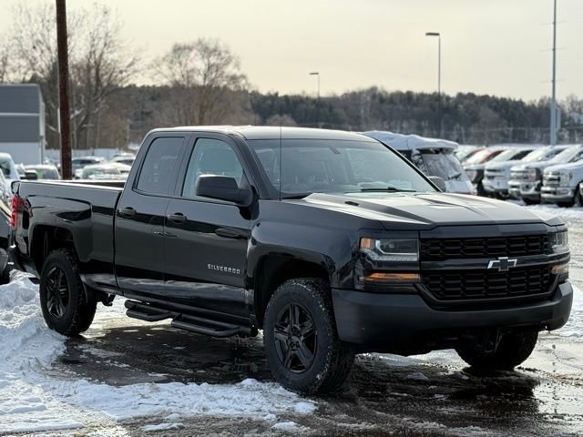 Used 2018 Chevrolet Silverado 1500 W/T image 11