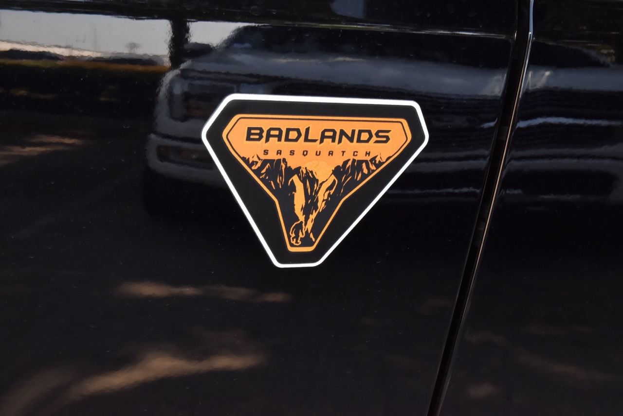 Certified 2024 Ford Bronco Badlands AWD/4WD image 48