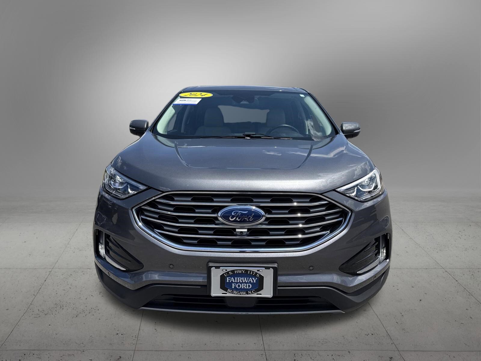Certified 2024 Ford Edge Titanium w/ Equipment Group 301A AWD/4WD image 7