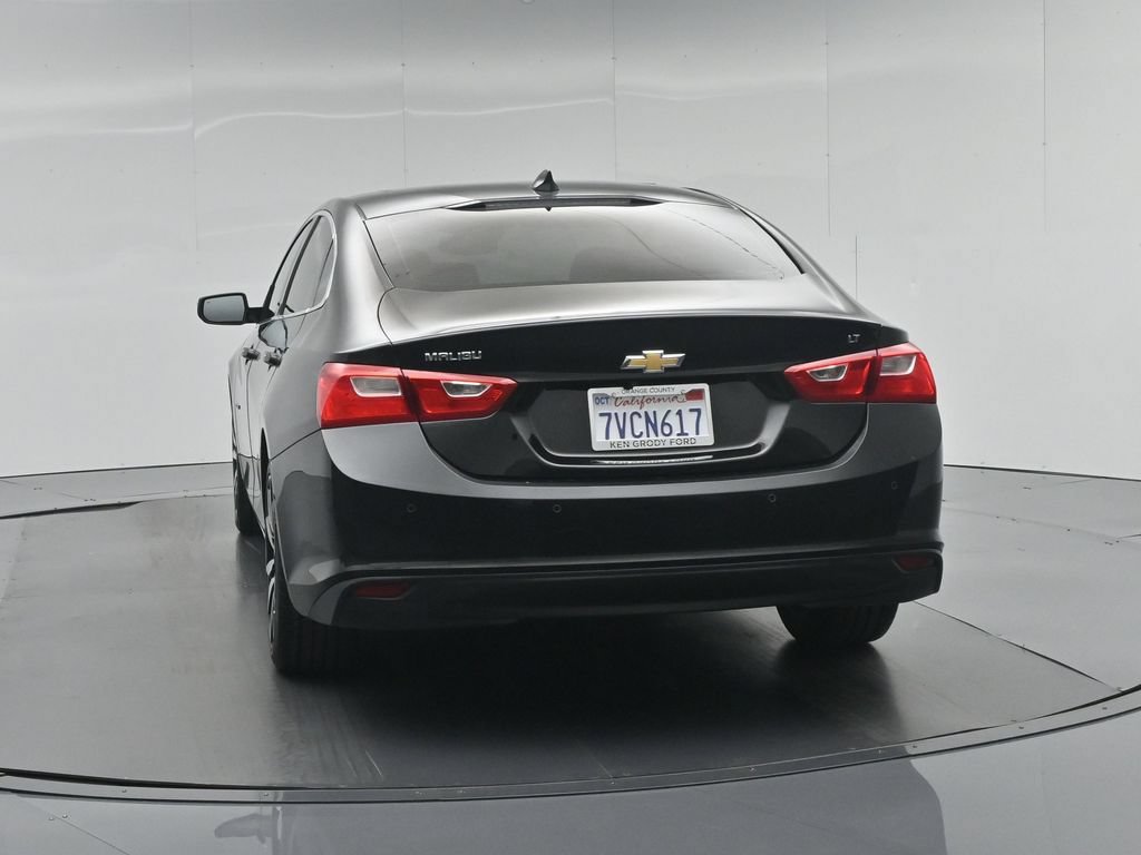 Used 2017 Chevrolet Malibu LT w/ Leather Package FWD image 33