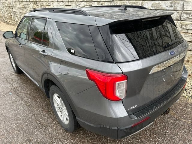 Certified 2023 Ford Explorer XLT w/ Equipment Group 202A AWD/4WD image 4