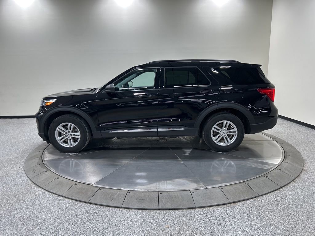 Certified 2023 Ford Explorer XLT w/ Equipment Group 202A image 2